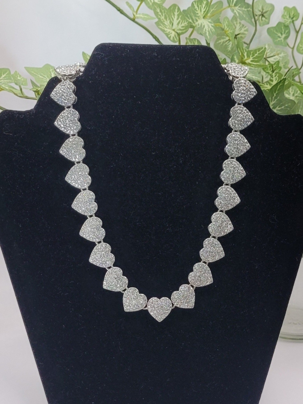 Silver Crystal Continuous Heart Link Necklace New - Picture 2 of 3